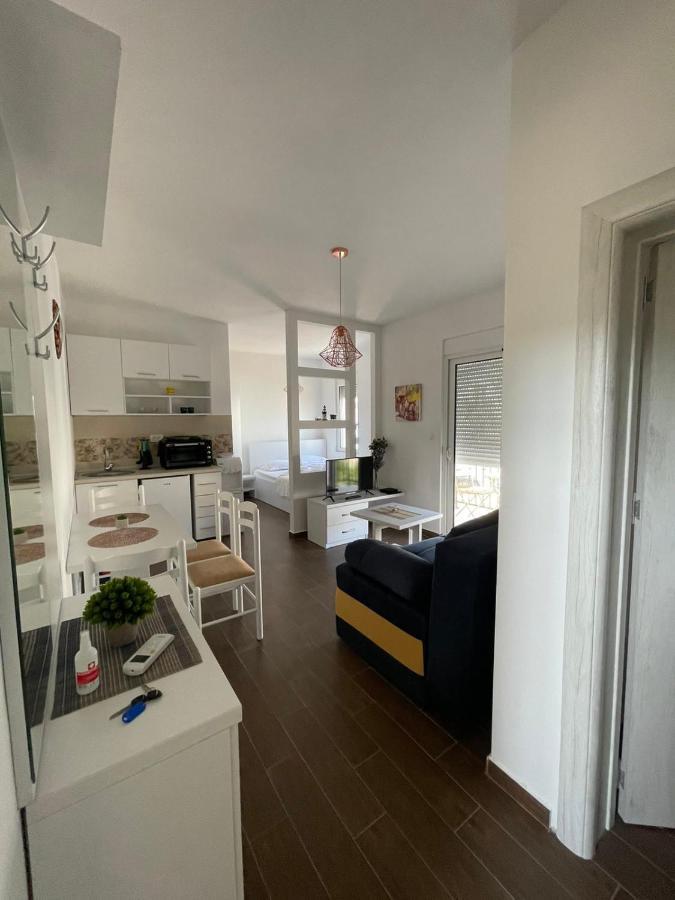 Apartments Tina Utjeha Kültér fotó