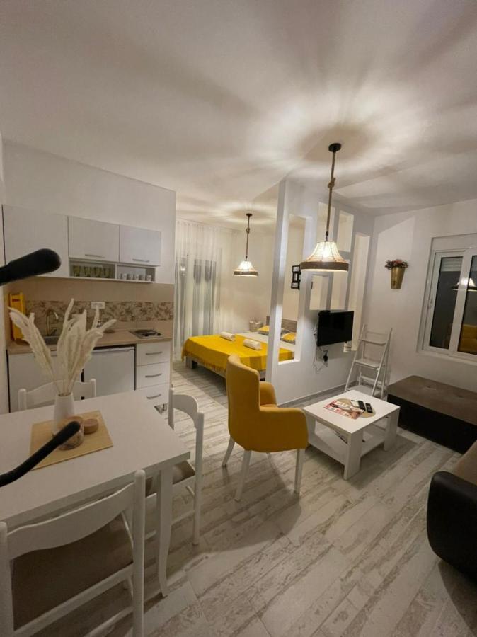 Apartments Tina Utjeha Kültér fotó