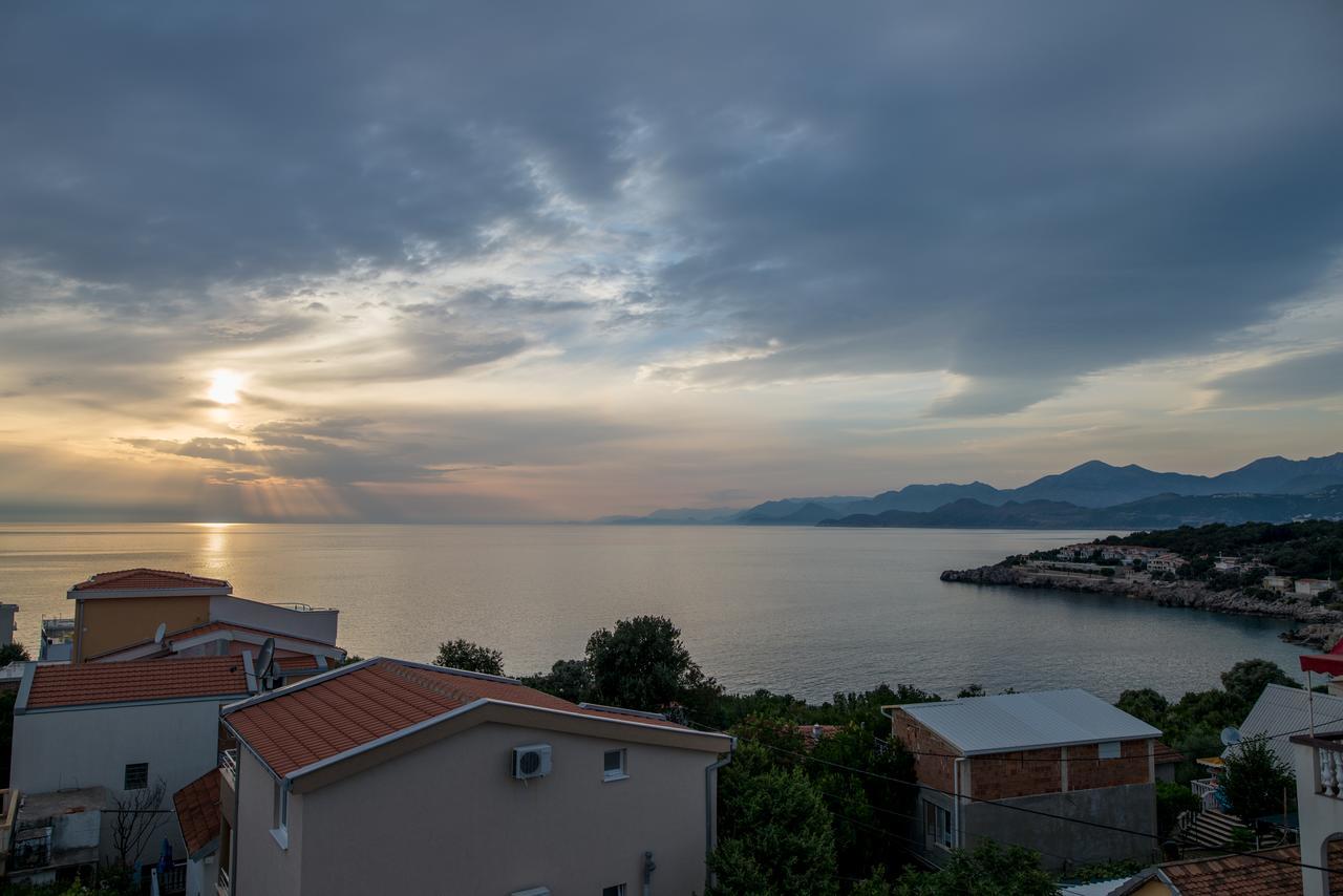 Apartments Tina Utjeha Kültér fotó